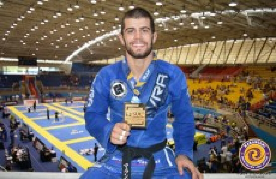 Marangoni vence Sul-Americano:
