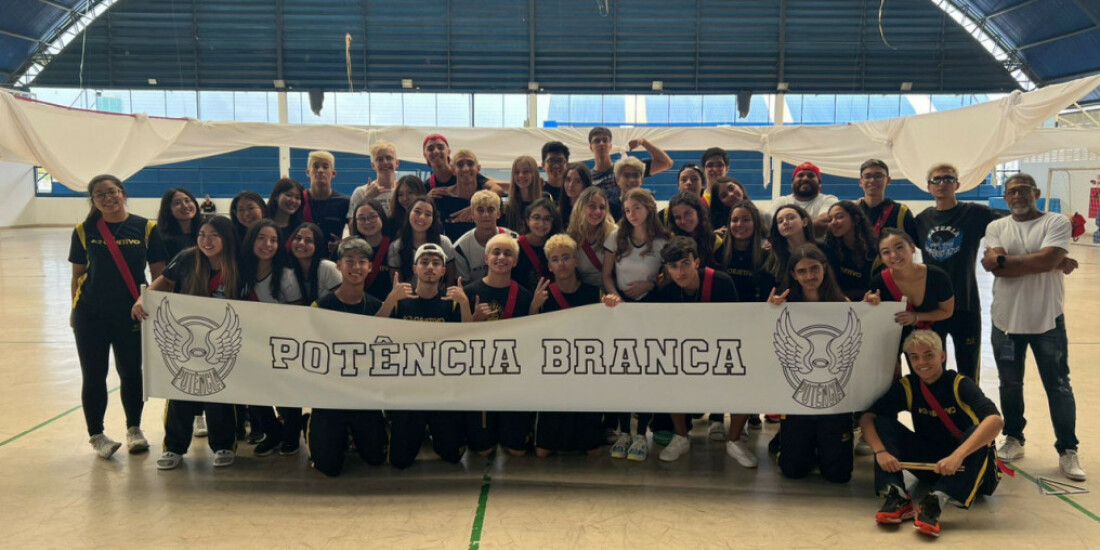 Gincana mobiliza alunos para arrecadação de alimentos