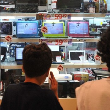 Máquinas, computadores e celulares têm tarifas reduzidas em 10%