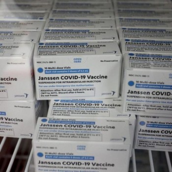 Anvisa e Janssen discutem autorização para uso emergencial de vacina