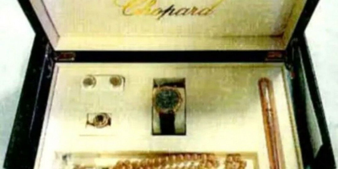 Bolsonaro pede que TCU fique com joias até decisão final