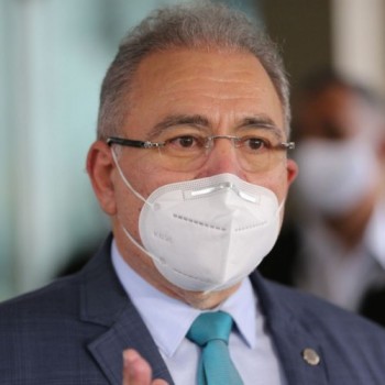 Marcelo Queiroga fala em nova onda de covid-19 e união com estados