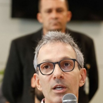 Minas Gerais entra na fase roxa amanhã para conter a covid-19