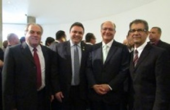 Damasio manda R$ 150 mil à Santa Casa