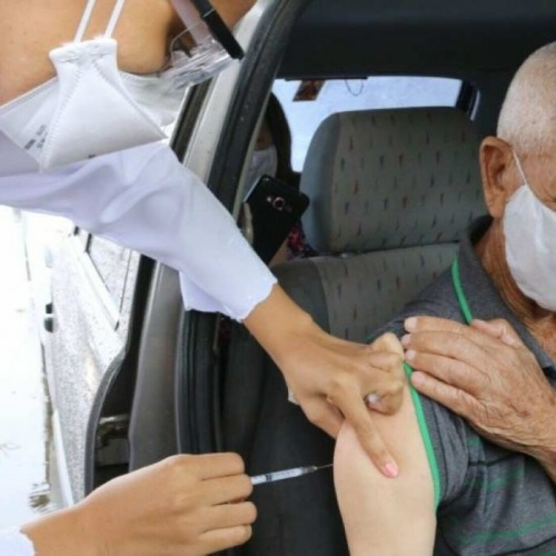 Vacina será para os idosos com 75 anos ou mais