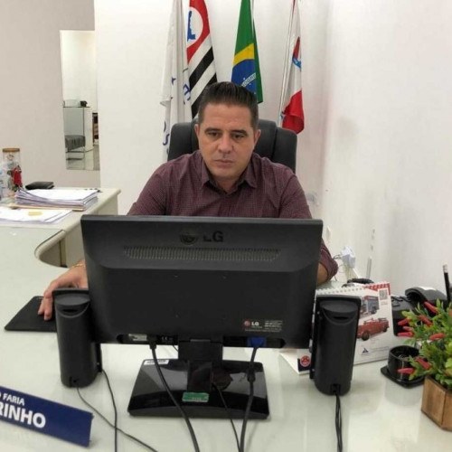 Encontro promove discussão sobre compra de vacinas