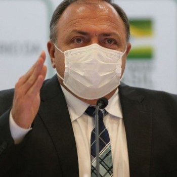 Pazuello afirma que há tratativas para mudanças no Ministério da Saúde