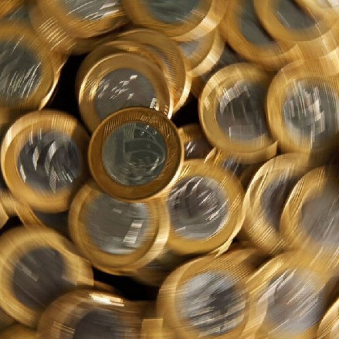 Governo encaminha projeto para contornar temporariamente regra de ouro