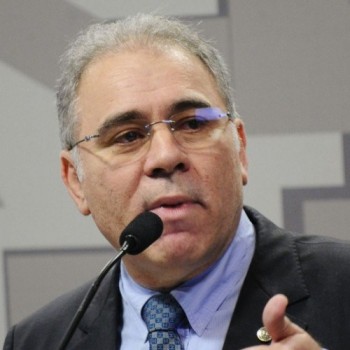 Bolsonaro anuncia Marcelo Queiroga como novo ministro da Saúde