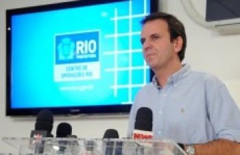 Justiça bloqueia bens do prefeito Eduardo Paes