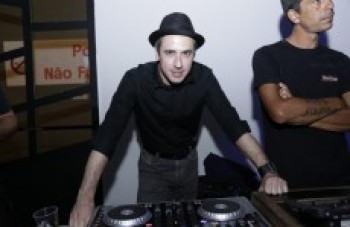 Jantar com stand-up de Nelson Freitas