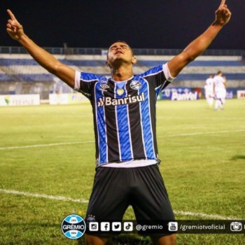 Gaúcho: com muitos garotos, Grêmio ganha do Esportivo na Serra