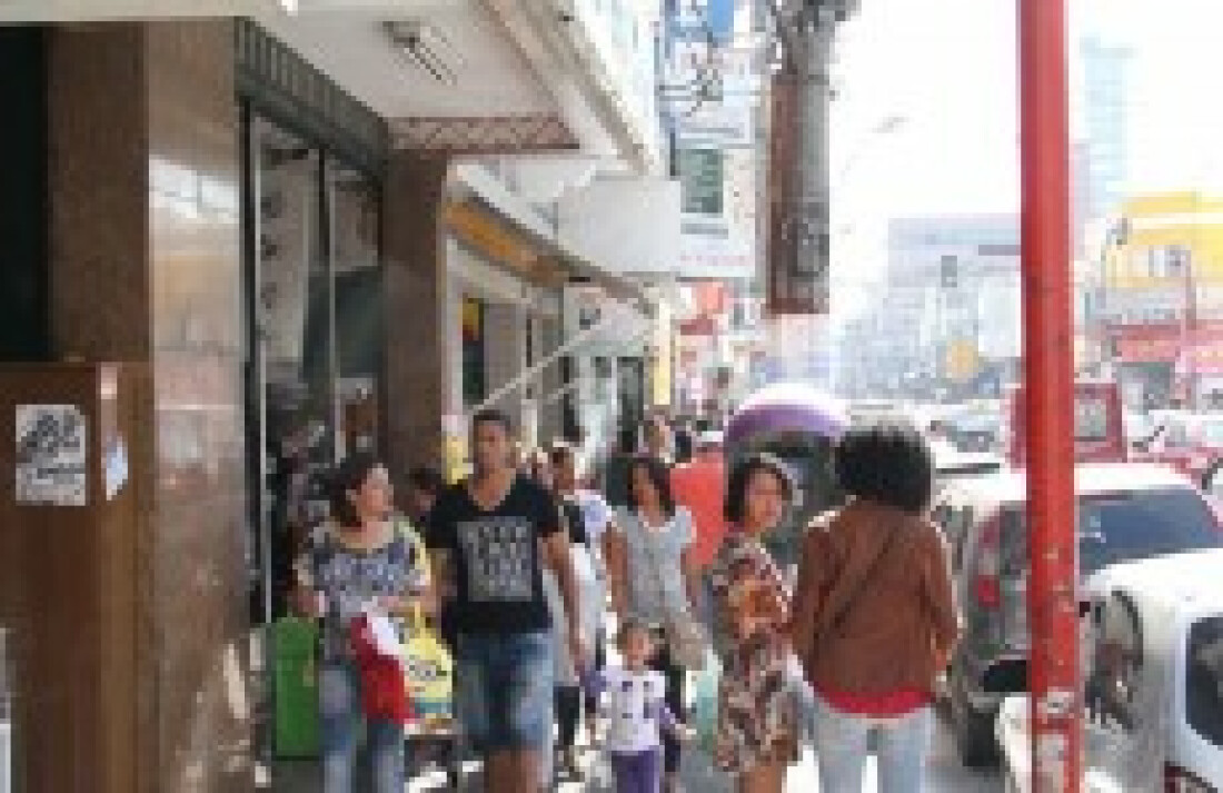 Vendas na véspera do Dia dos Pais movimentam comércio