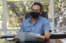 Presidente da Câmara fecha gabinetes para evitar Covid