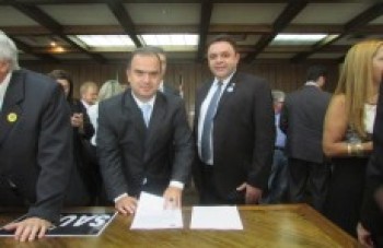 Damasio conquista emenda para Hospital