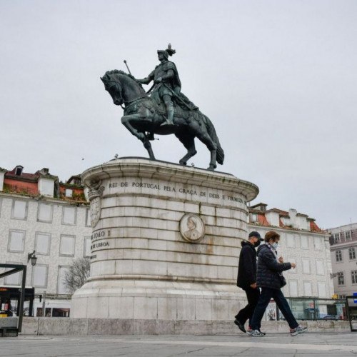 Itamaraty anuncia terceiro voo para trazer brasileiros de Portugal