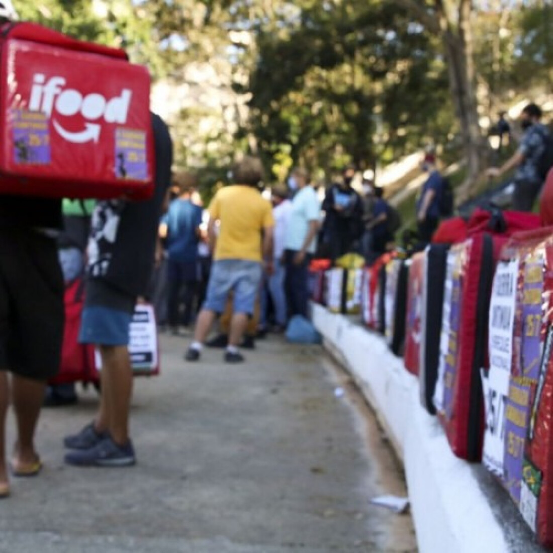 Cade proíbe que iFood faça contratos de exclusividade com restaurantes