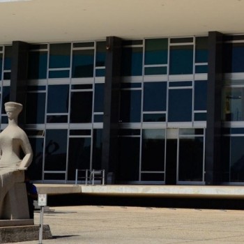 Maioria do STF vota por proibir tese de “legítima defesa da honra”