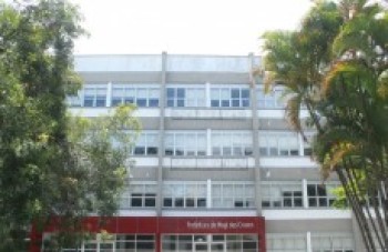 Imóveis no Jardim Planalto e Aeroporto são demolidos