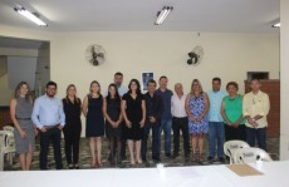 Metade do secretariado é formado por mulheres