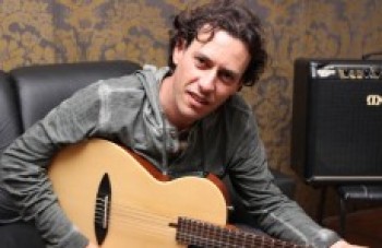 Dino Pereira leva sua musicalidade amanhã ao Centro Cultural de Mogi