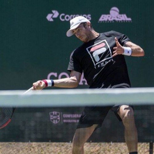 Dupla do brasileiro Demoliner vai às quartas no ATP 250 de Santiago