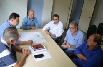 Construtora deve retomar obras