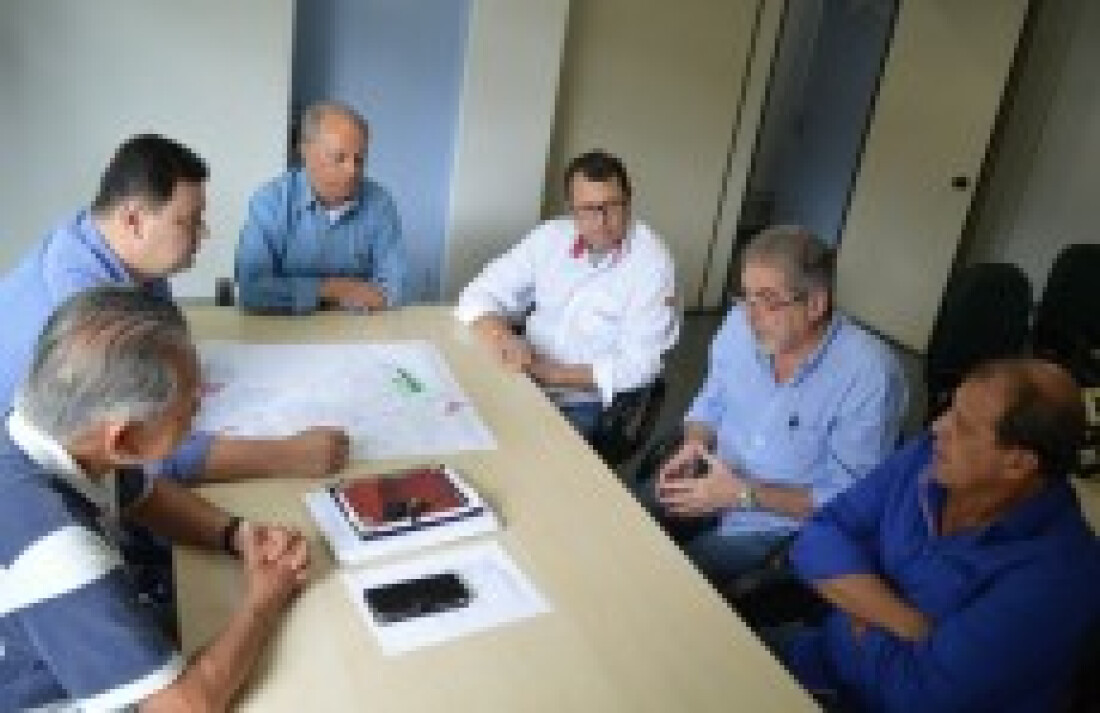 Construtora deve retomar obras