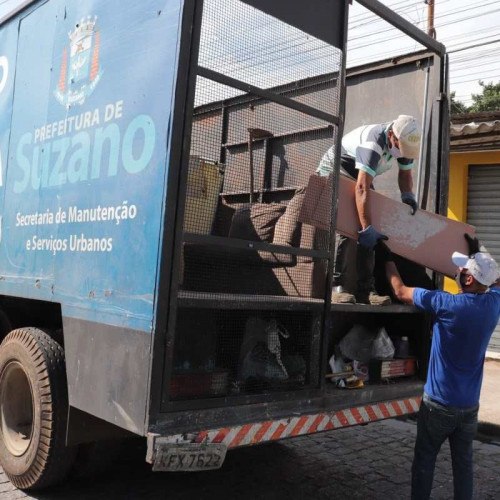 Cata-treco no Badra e no Sesc