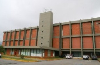 Mogi recebe seletivas de basquete e vôlei