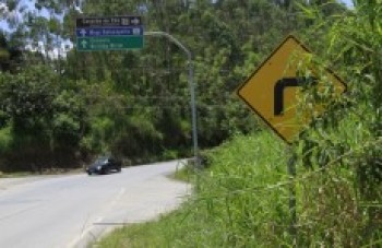 Falta de manutenção preocupa moradores