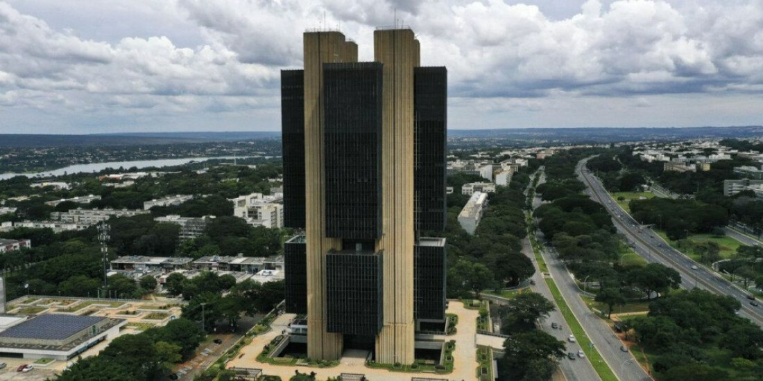 Mercado financeiro eleva projeção da inflação de 5,9% para 5,96%