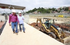 Piscinão é entregue com obras em 80%