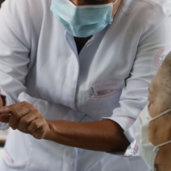 Covid-19: Brasil tem segundo dia com mais mortes confirmadas