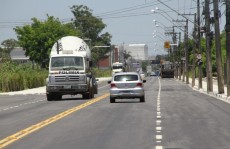 Movimento é intenso no 1º dia útil no Corredor