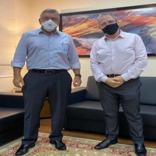Idosos recebem segunda dose durante este final de semana