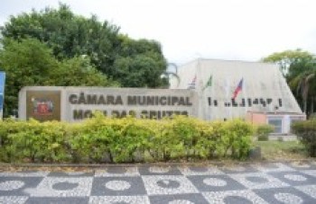 Vereadores apresentam indicações e requerimentos para a fase vermelha