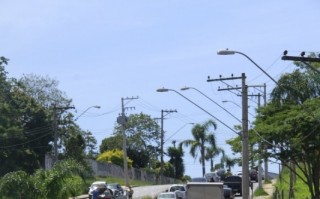 Trânsito intenso muda itinerários