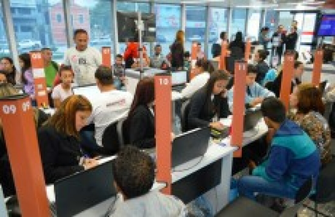 Desemprego atinge 12 milhões