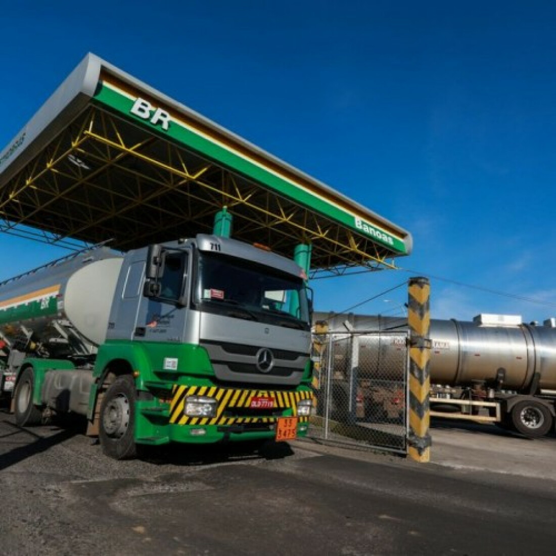 Refinaria de Duque de Caxias vai ampliar produção de diesel S-10
