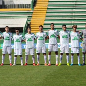 Chapecoense interrompe atividades da base após avanço da covid-19