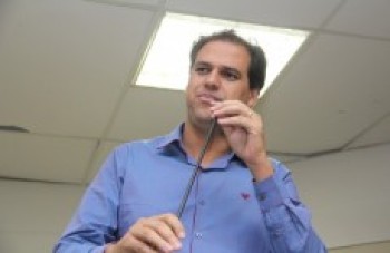 Gian Lopes tem secretariado técnico para 'atender o povo'