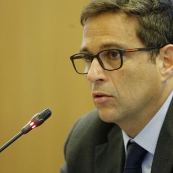 Parte da alta do dólar não tem fundamento, diz presidente do BC