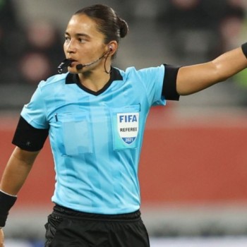 Edina Alves será primeira mulher a apitar Derby paulistano