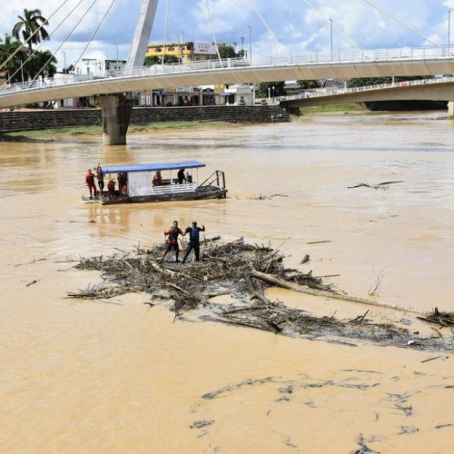 Governo do Acre inicia atendimentos médicos a desabrigados
