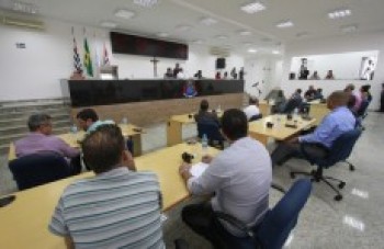 Câmara aprova mudanças em pastas municipais de Suzano