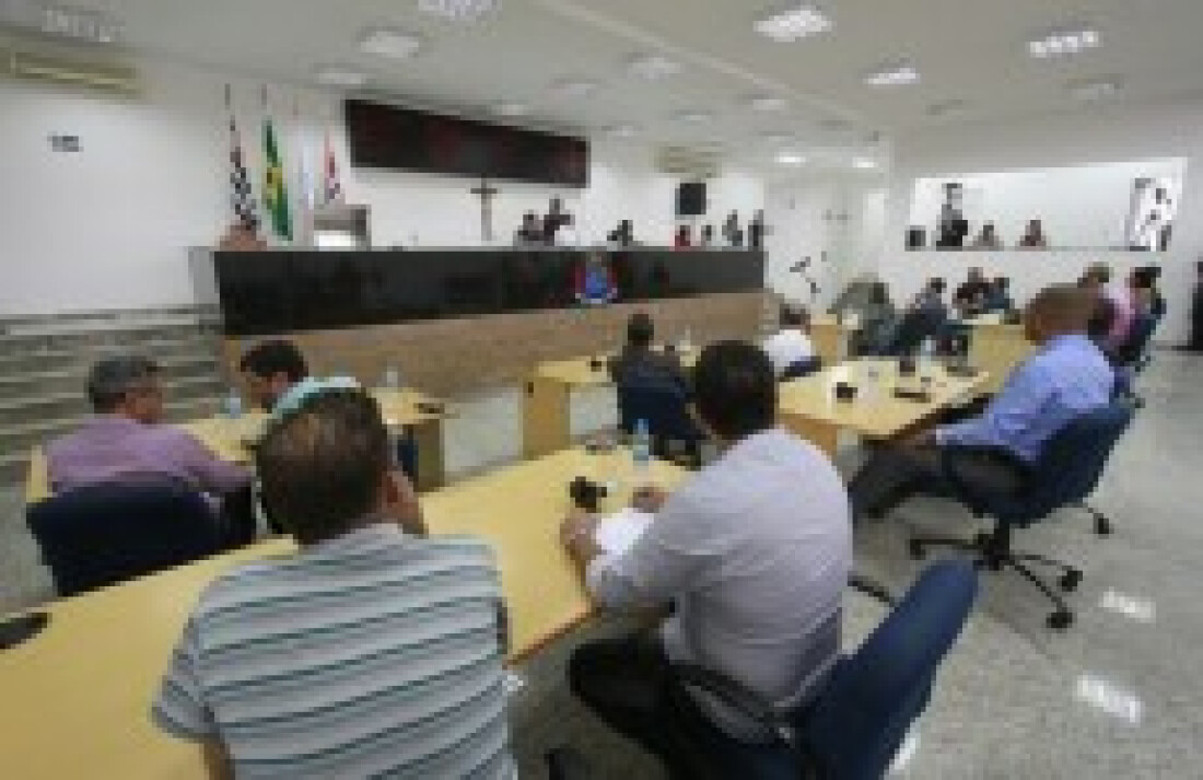 Câmara aprova mudanças em pastas municipais de Suzano