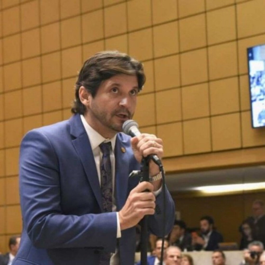 Prado nega ter agido em transferência de preso