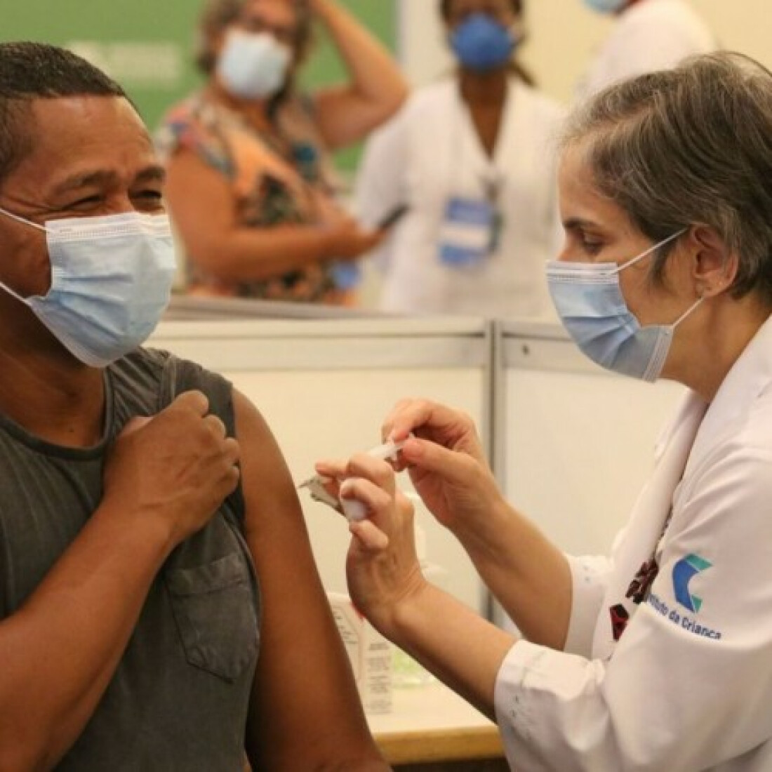São Paulo antecipa início da vacinação para maiores de 80 anos