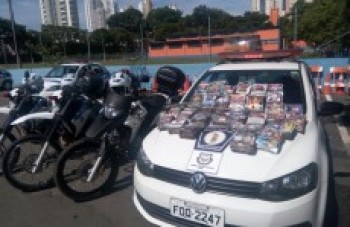 GCM de Mogi apreende mídia em feira: